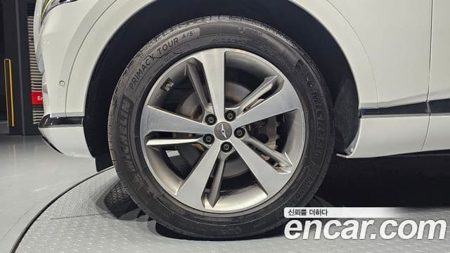 Genesis GV80 2020 — ფოტო 5/20