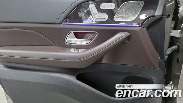 Mercedes-Benz GLE-Class 2022 — Şəkil 13/17