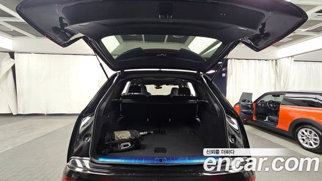 Audi Q7 2023 — ფოტო 20/20