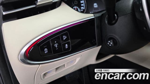 Genesis GV70 2023 — ფოტო 13/20
