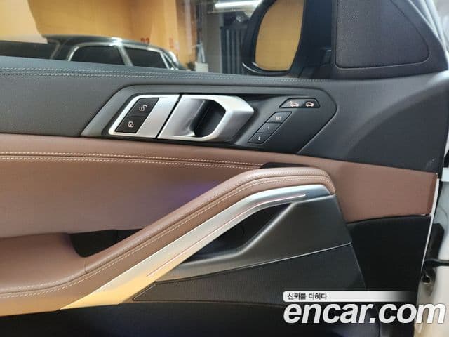 BMW X6 2022 — ფოტო 15/20