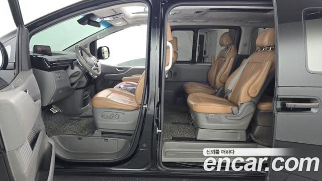Hyundai Staria 2021 — Şəkil 18/20