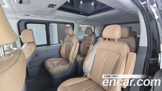 Hyundai Staria 2021 — Şəkil 10/20