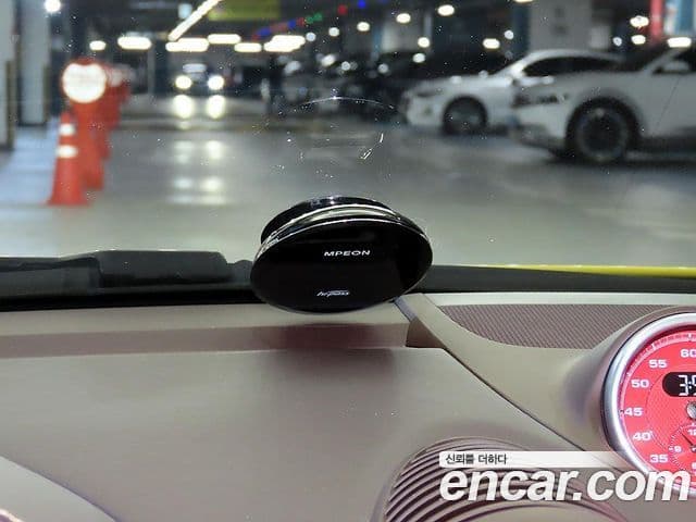 Porsche 718 Boxster 2019 — ფოტო 8/20