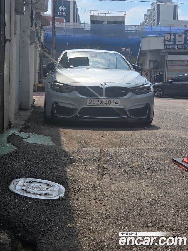 BMW M4 2018 — Photo 17/20
