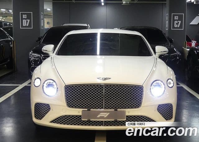 Bentley Continental GT 2020 — Şəkil 10/15