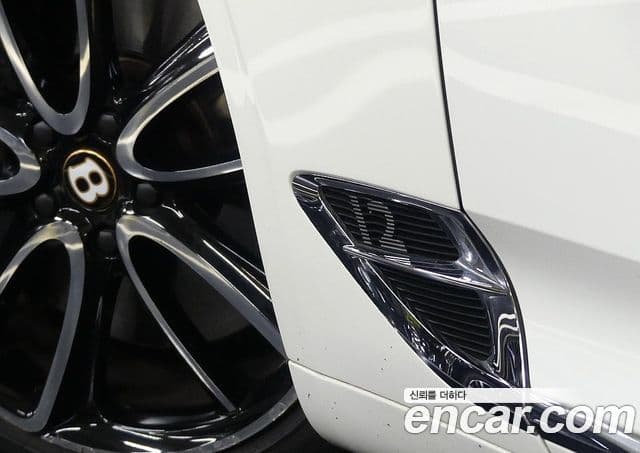 Bentley Continental GT 2020 — Şəkil 7/15