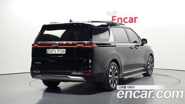 Kia Carnival 2022 — Фото 2/20