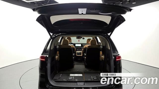 Kia Carnival 2022 — Фото 20/20