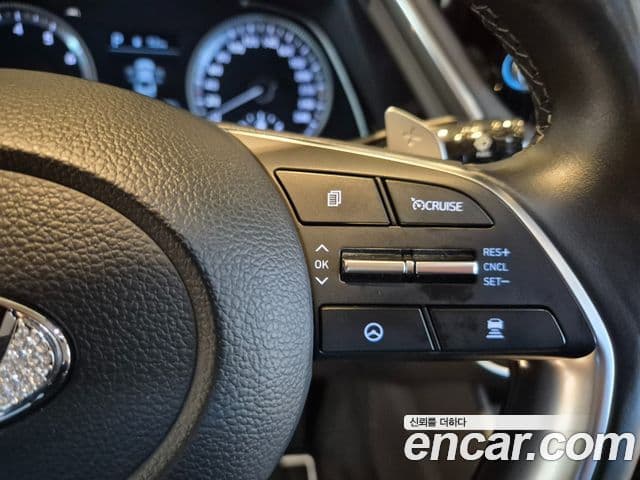 Hyundai Sonata Hybrid 2019 — Photo 7/20
