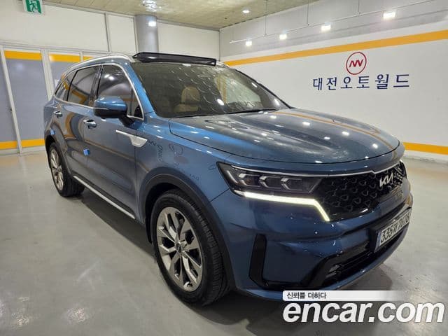 Kia Sorento 2021 — Фото 2/20