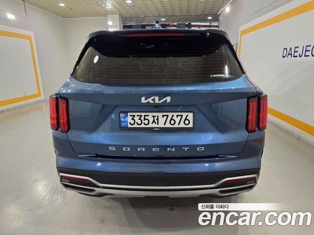 Kia Sorento 2021 — Фото 4/20