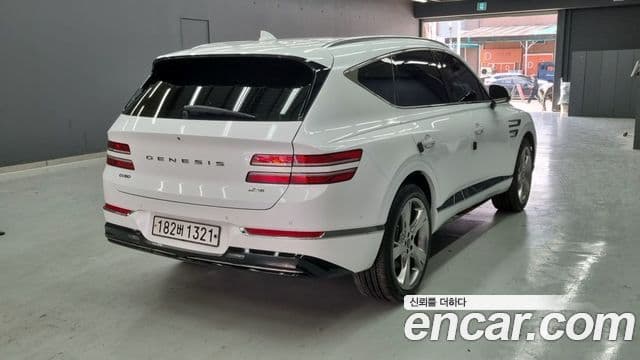 Genesis GV80 2020 — ფოტო 2/18