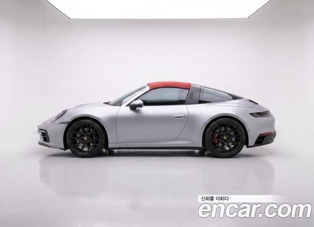 Porsche 911 2023 — Şəkil 10/20
