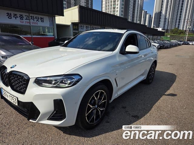 BMW X4 2023 — Photo 15/20
