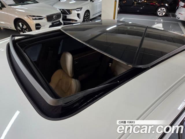 Volvo S90 2025 — ფოტო 16/20