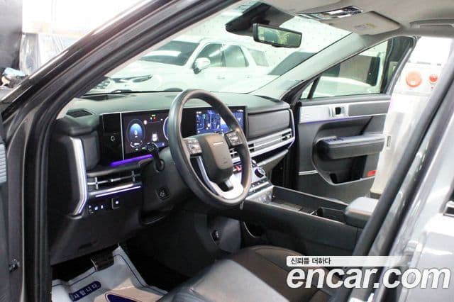 Hyundai Santa Fe 2023 — ფოტო 7/20