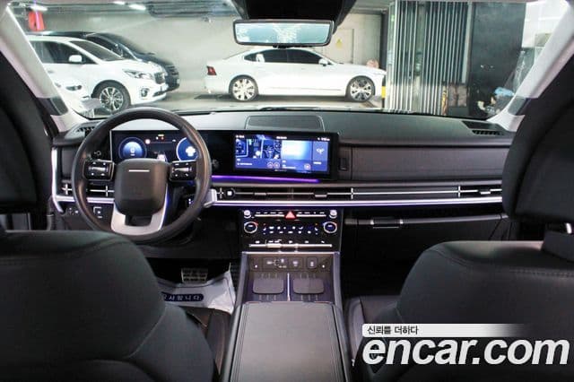 Hyundai Santa Fe 2023 — ფოტო 8/20