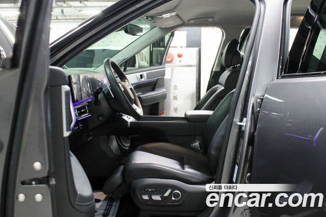 Hyundai Santa Fe 2023 — ფოტო 12/20