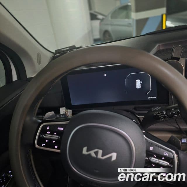 Kia Carnival 2023 — Şəkil 7/14