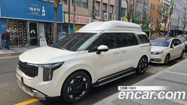 Kia Carnival 2023 — Şəkil 14/14