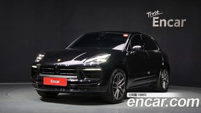 Porsche Macan 2023 — Фото 2/20