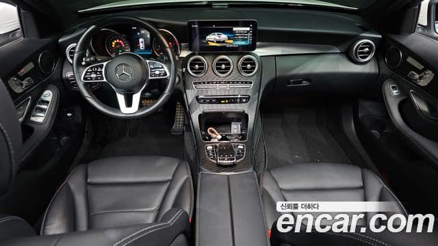 Mercedes-Benz C-Class 2019 — Şəkil 9/20