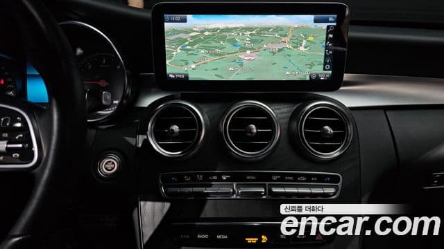 Mercedes-Benz C-Class 2019 — Şəkil 14/20