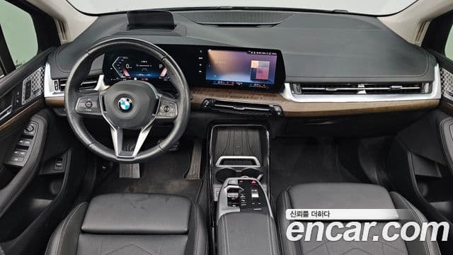 BMW 2 Series Active Tourer 2023 — ფოტო 11/21