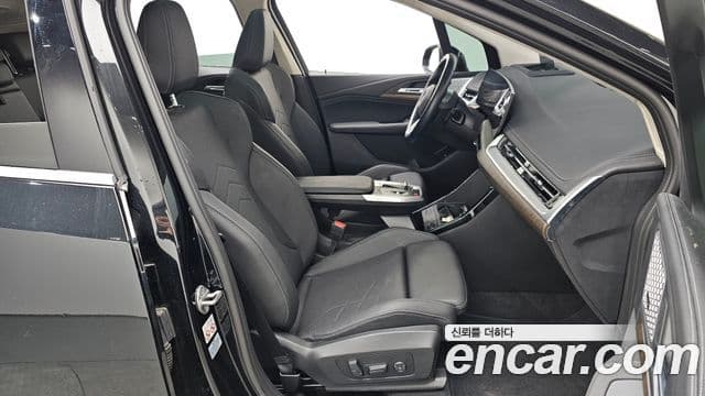 BMW 2 Series Active Tourer 2023 — ფოტო 12/21