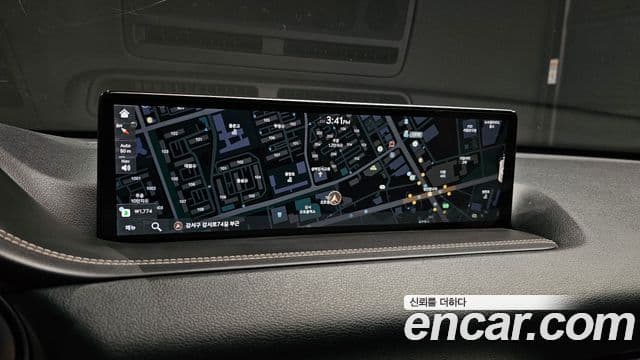 Genesis GV80 2020 — ფოტო 14/20