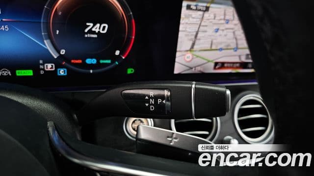 Mercedes-Benz E-Class 2021 — Photo 4/20