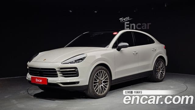 Porsche Cayenne 2022 — Photo 15/20