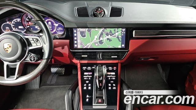 Porsche Cayenne 2022 — Photo 3/20