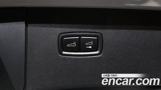 Porsche Cayenne 2022 — Photo 14/20