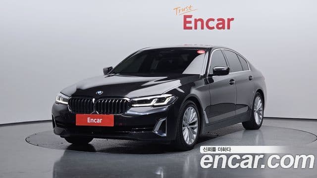 BMW 5 Series 2021 — Şəkil 9/20