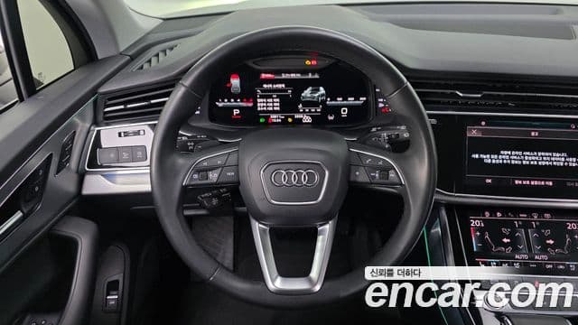 Audi Q7 2022 — Фото 15/20