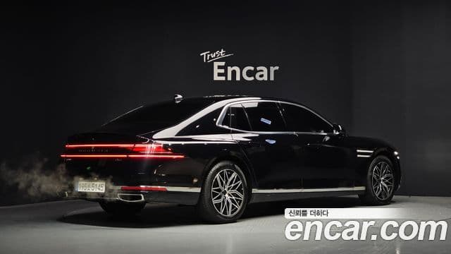 Genesis G90 2023 — ფოტო 2/20