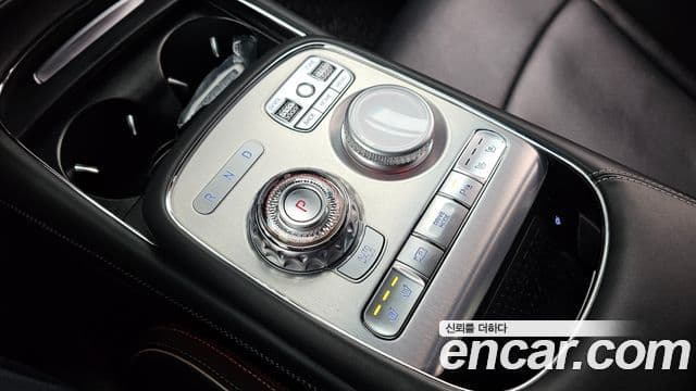 Genesis G90 2023 — ფოტო 9/20