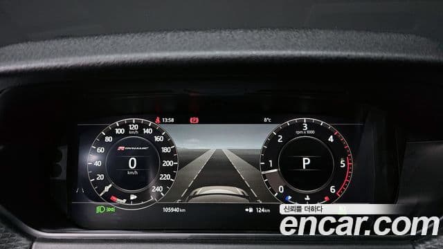 Land Rover Range Rover Velar 2018 — Photo 18/20