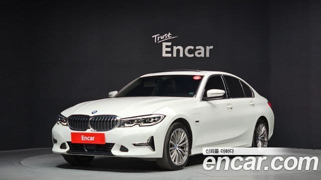 BMW 3 Series 2022 — Şəkil 1/20