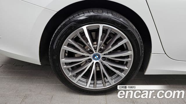 BMW 3 Series 2022 — Şəkil 5/20