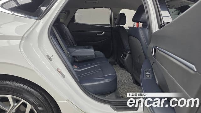 Hyundai Sonata 2023 — Şəkil 12/20