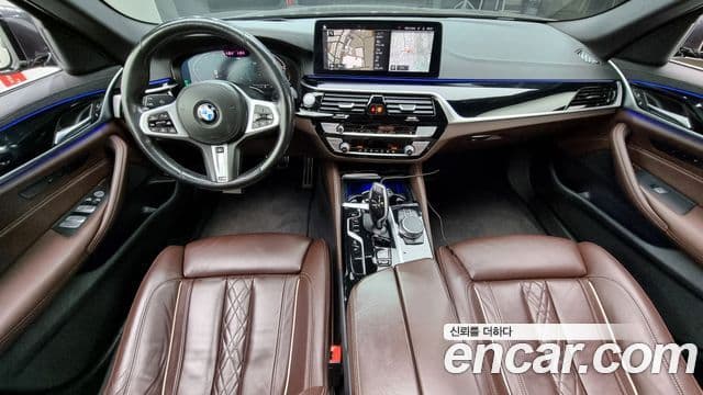 BMW 5 Series 2021 — ფოტო 9/20