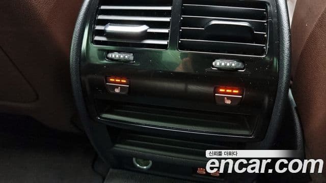 BMW 5 Series 2021 — ფოტო 13/20