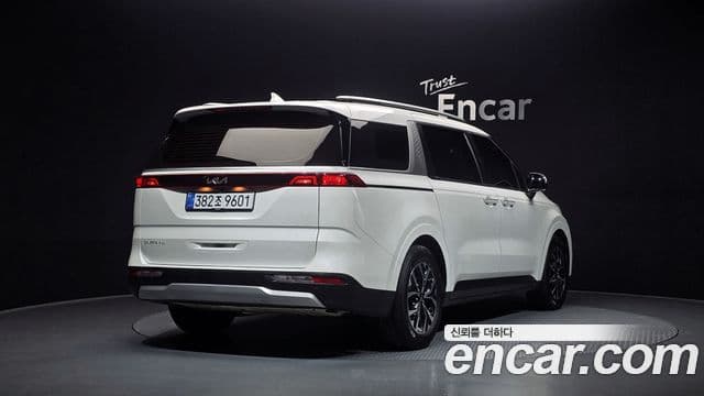 Kia Carnival 2022 — Şəkil 2/20