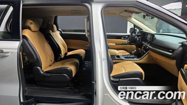 Kia Carnival 2022 — Şəkil 10/20