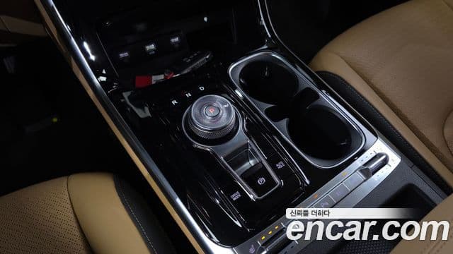 Kia Carnival 2022 — Фото 9/20
