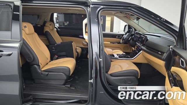 Kia Carnival 2022 — Фото 11/20