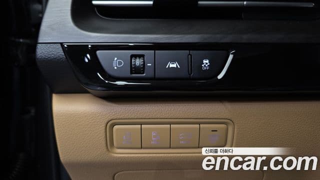 Kia Carnival 2022 — Фото 13/20